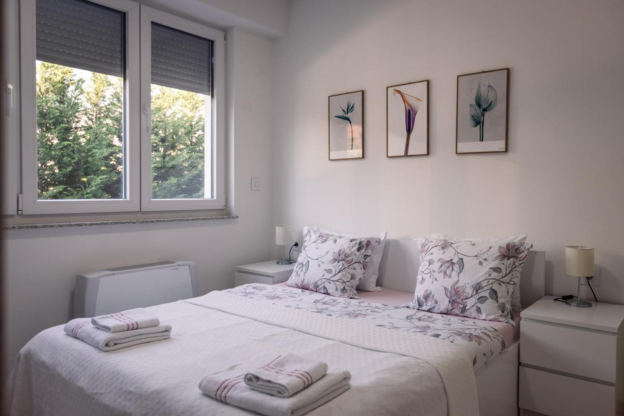 T20 Apartments Skopje Luaran gambar