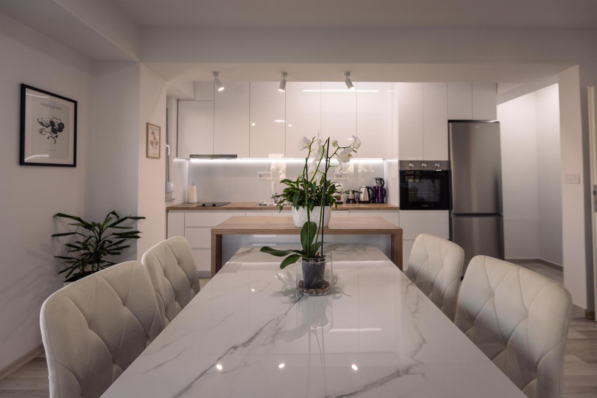 T20 Apartments Skopje Luaran gambar